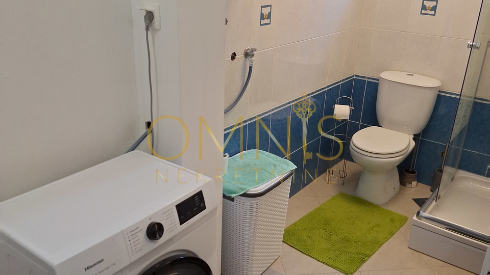 Rijeka, Rešetari 2S+DB ,100 m2, terasa i vrt