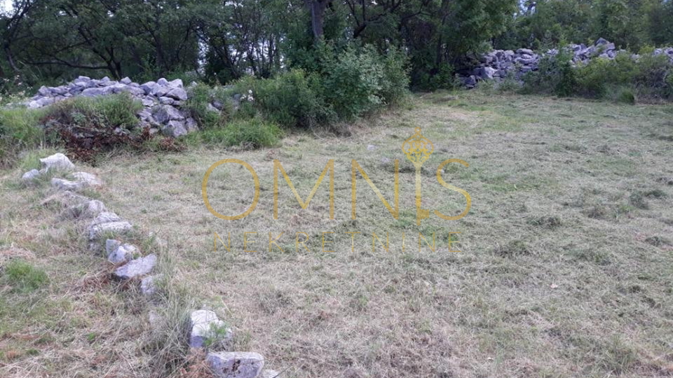 Rijeka, Martinkovac - građevinsko zemljište 1409m2 s pogledom na more!