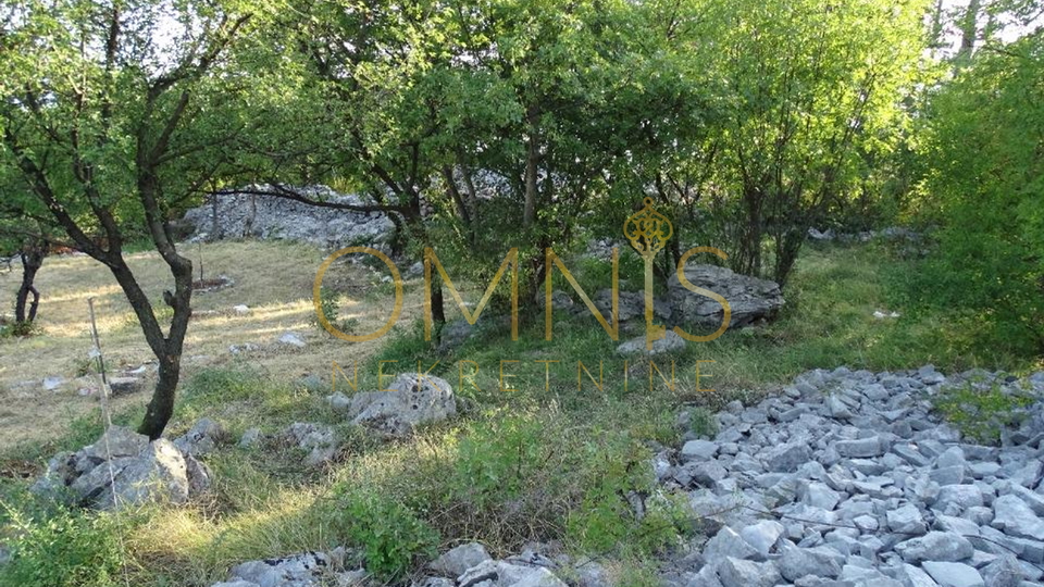 Rijeka, Martinkovac - građevinsko zemljište 1409m2 s pogledom na more!