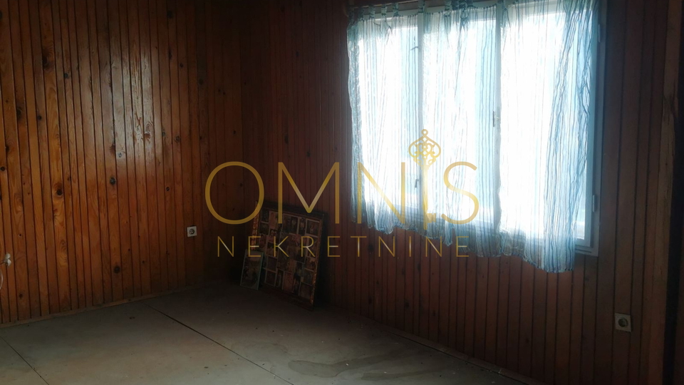 Gorski kotar, Vrbovsko, prodaje se dvojna kuća 250 m2, s okućnicom!