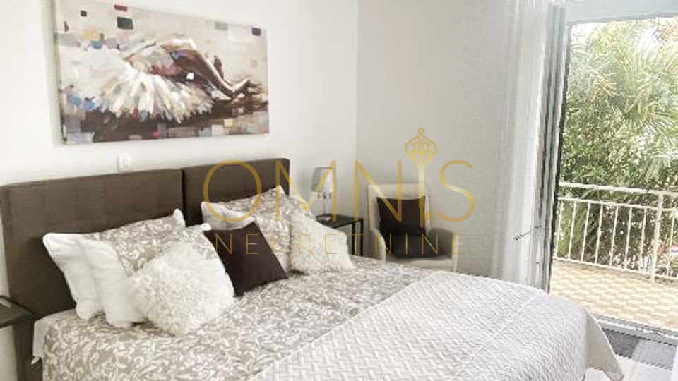 Ika, 1 bedroom + living room - modern apartment near the university, for rent!