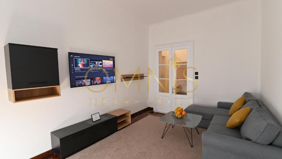 Rijeka, Center - 2 bedrooms + dining room, balcony, for sale or exchange for a ground-floor house!