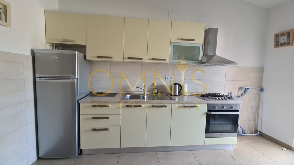 Pag, Metajna, apartman 42 m2, 1SKL s balkonom