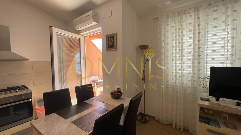 Pag, Metajna, apartman 42 m2, 1SKL s balkonom