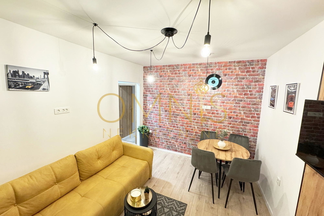 Rijeka - Korzo, moderan i potpuno opremljen dvosobni stan