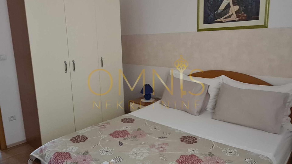 Pag, Metajna, apartman 42 m2, 1SKL s balkonom