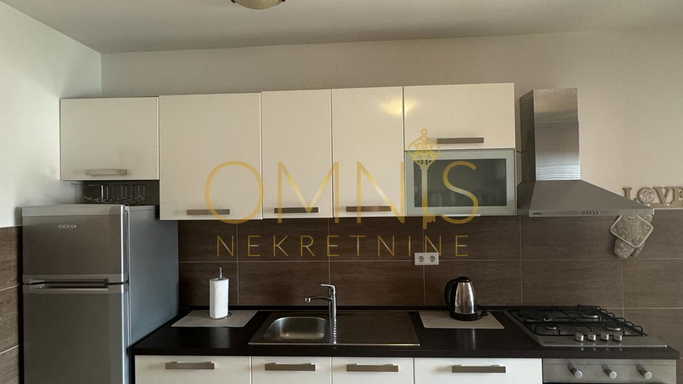 Pag, Metajna, apartman 42 m2, 1SKL s balkonom