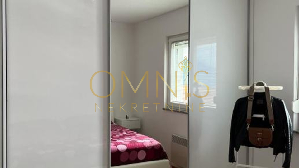 Rijeka, Grbci, 3S+DB, 90 m2,balkon!