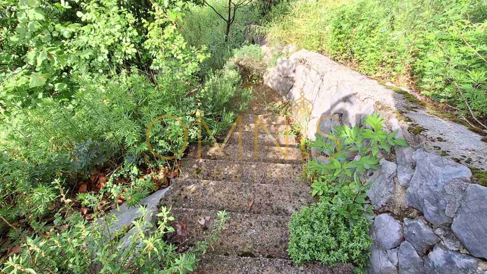 Viškovo, Saršoni - Villa with Pool and Sea View, 2 Garages, Large Yard, Garden, Orchard, for Sale!