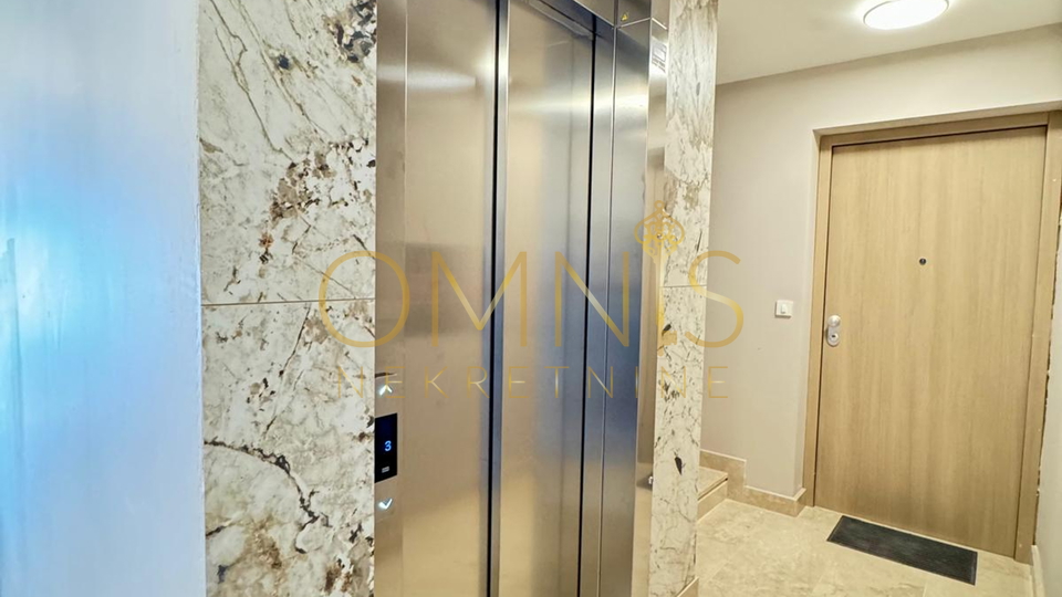 Opatija, center, penthouse with sea view, for sale!