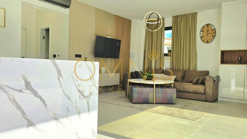 Istra,Labin-3S+DB,vila sa bazenom,792m2,prodaja!