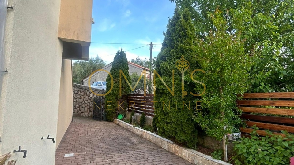 Krk, Malinska, 74m2, for sale!