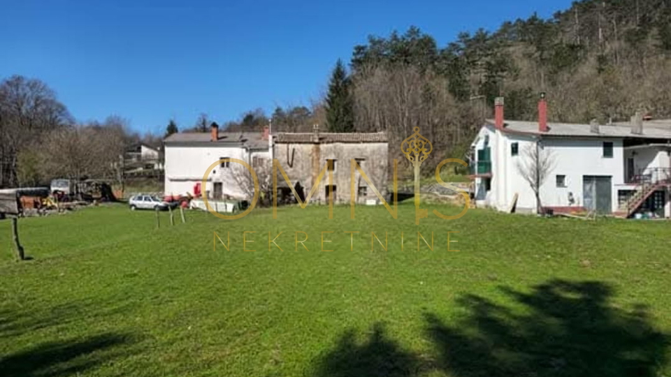 Klana,1780m2,starina za adaptaciju(100m2)Prodaja!