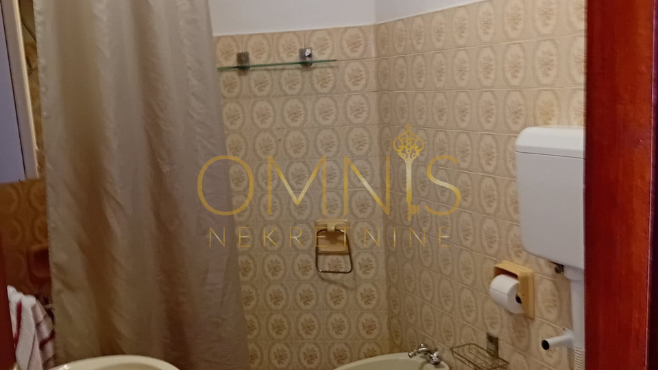Rijeka, Gornja Drenova - 2S+DB, balkon, terasa, parking, najam!