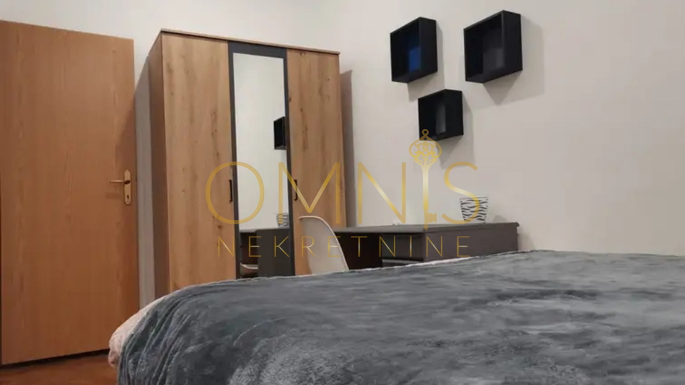 Rijeka, Centar, 3SKL ,70 m2 s garažom na korištenje