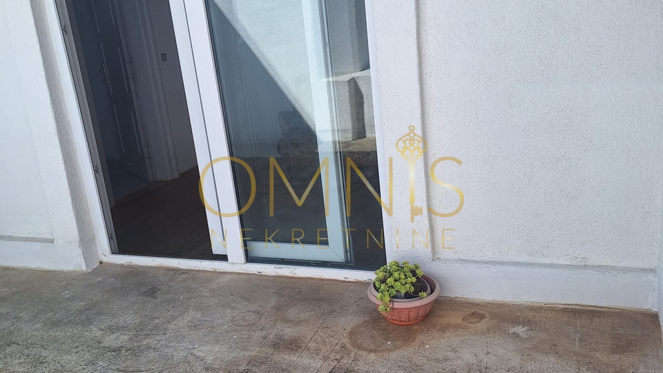 Opatija, Center, 3BR+Living Room, Terrace with Sea View!