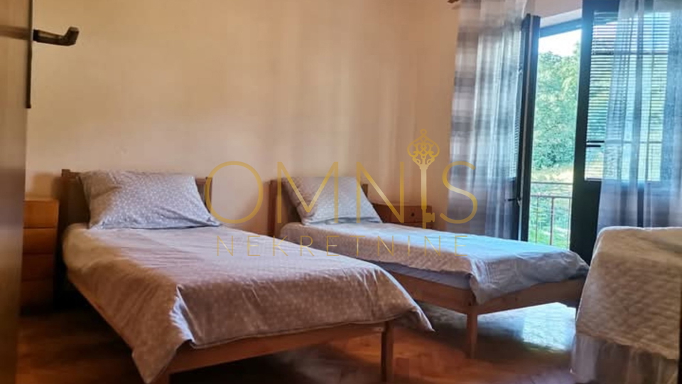 Samostojeća kuća s okućnicom – Viškovo, Marčelji (119 m²)