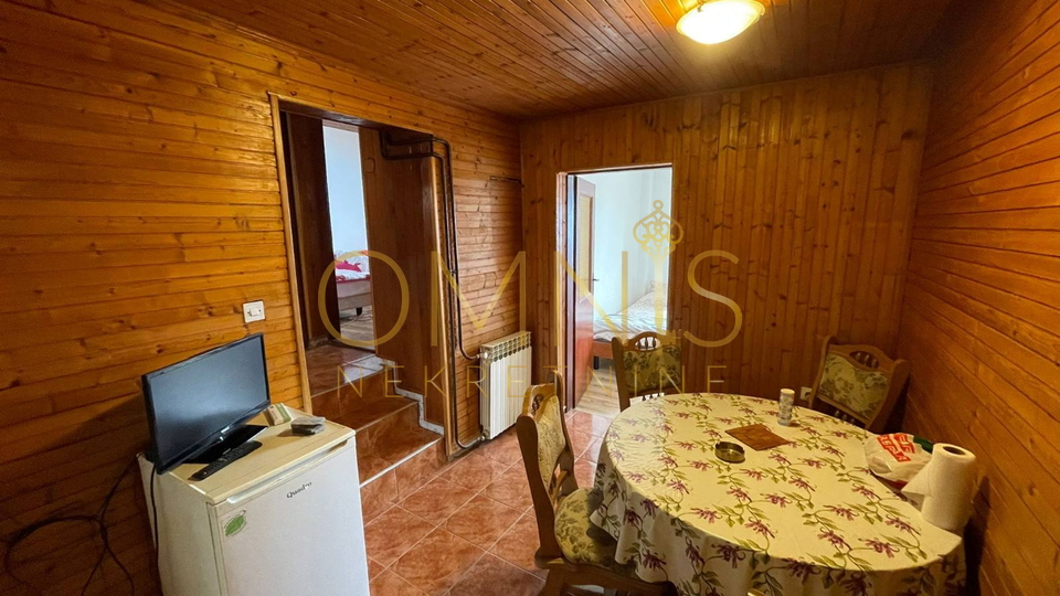 Matulji -kuća sa 6 stanova, za po 6 radnika, svi su dobrodošli, uključene režije u najam!