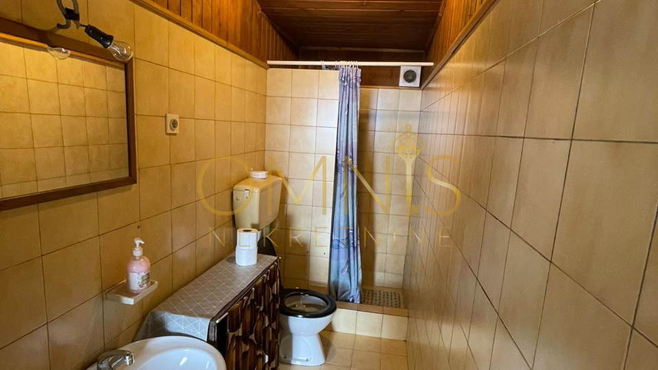 Matulji -kuća sa 6 stanova, za po 6 radnika, svi su dobrodošli, uključene režije u najam!