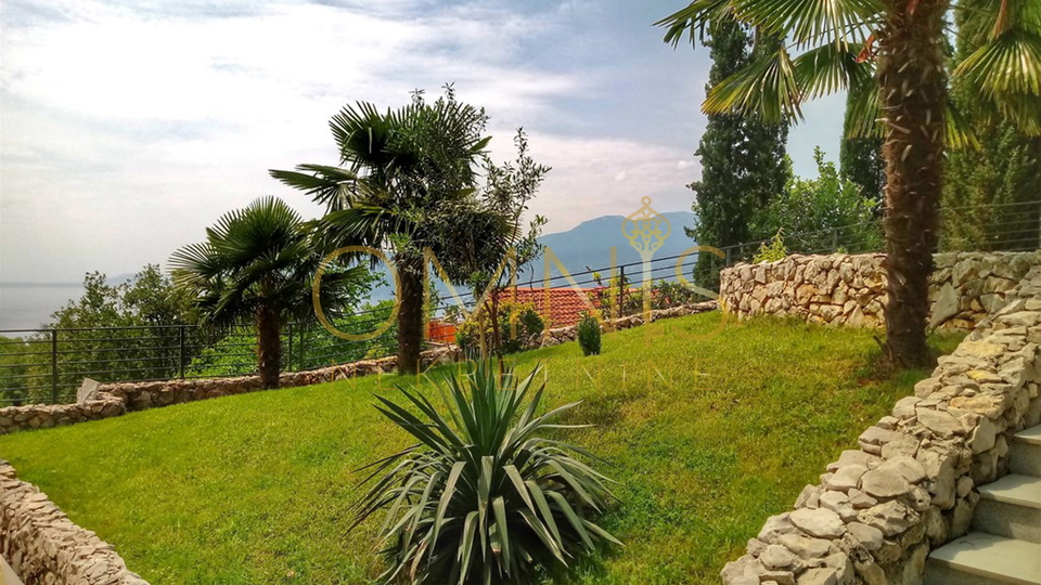 MARTINKOVAC – Ekskluzivna kuća s panoramskim pogledom na more