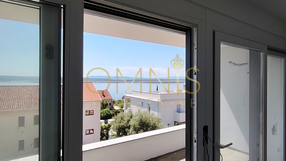 Stan s pogledom na more i velikim balkonima – 126 m²