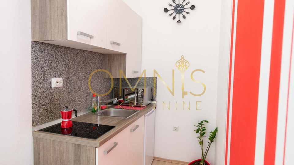 Rijeka, Centar -5 kategoriziranih apartmana na Korzu, prodaja!