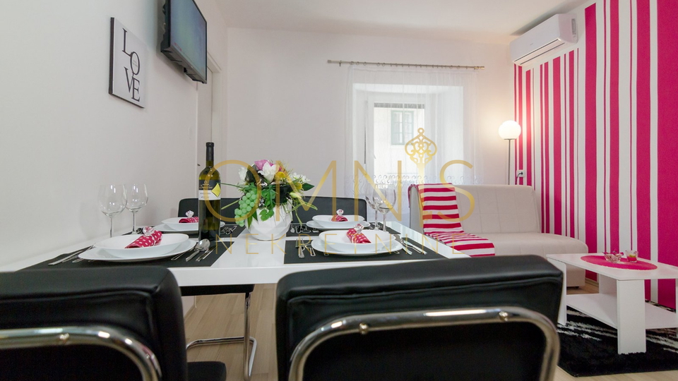 Rijeka, Centar -2 kategorizirana apartmana u samom srcu Rijeke, prodaja!