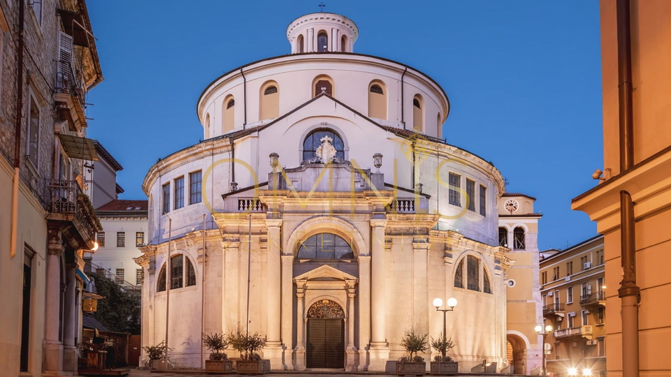 Rijeka, Centar -2 kategorizirana apartmana u samom srcu Rijeke, prodaja!