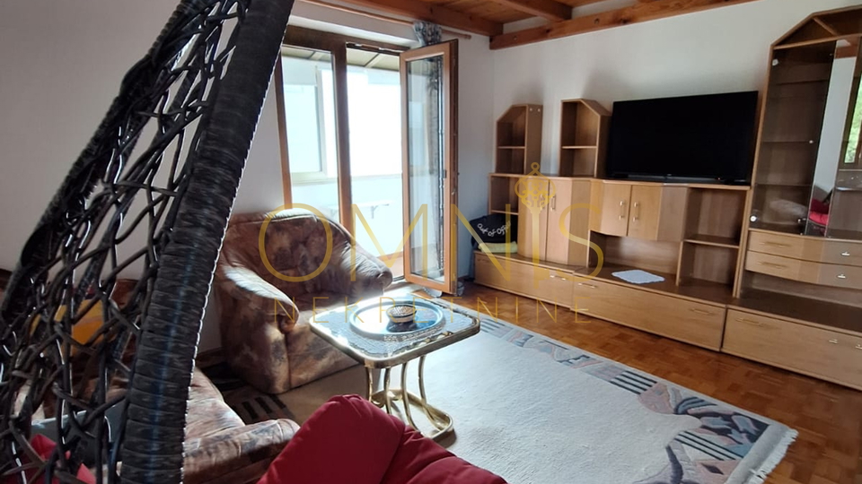 Crikvenica -1S kl s galerijom, logge, blizina plaža, prodaja!