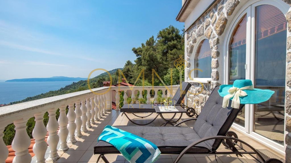 Prekrasan 2S+DB apartman s panoramskim pogledom, terasa, 110 m²