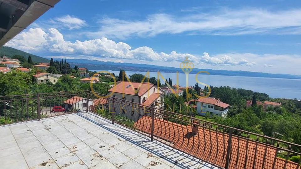 PRODAJE SE KUĆA S POGLEDOM NA KVARNER – IKA – 196m²