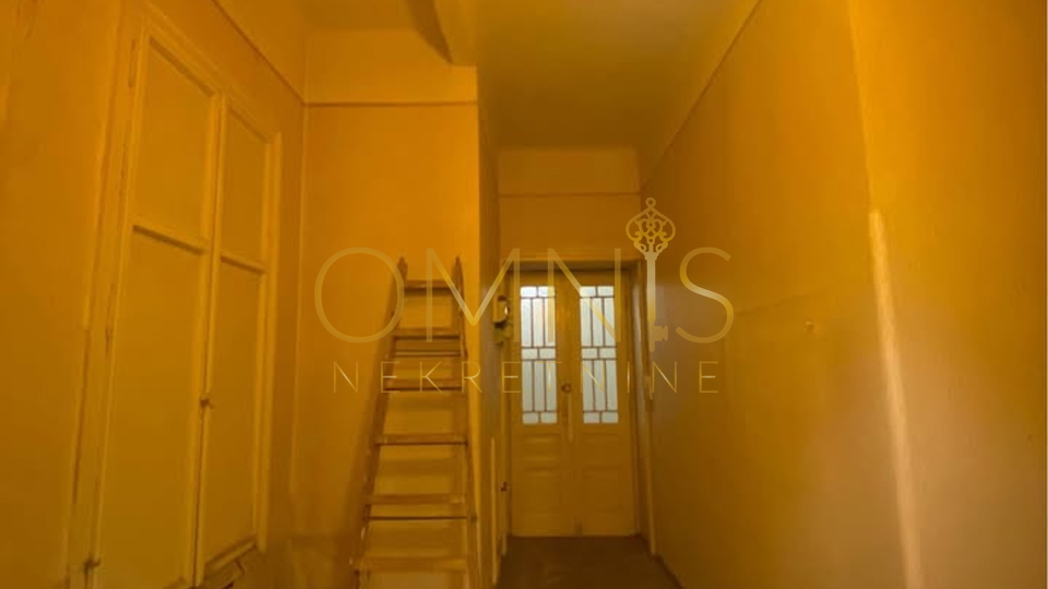 For sale is an apartment in the center of Rijeka – 98.54 m², 1st floor.