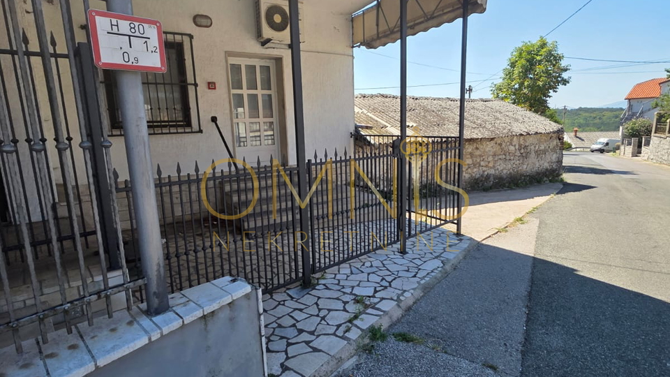 Viškovo,Saršoni,poslovno-stambena zgrada,760m2,prodaja