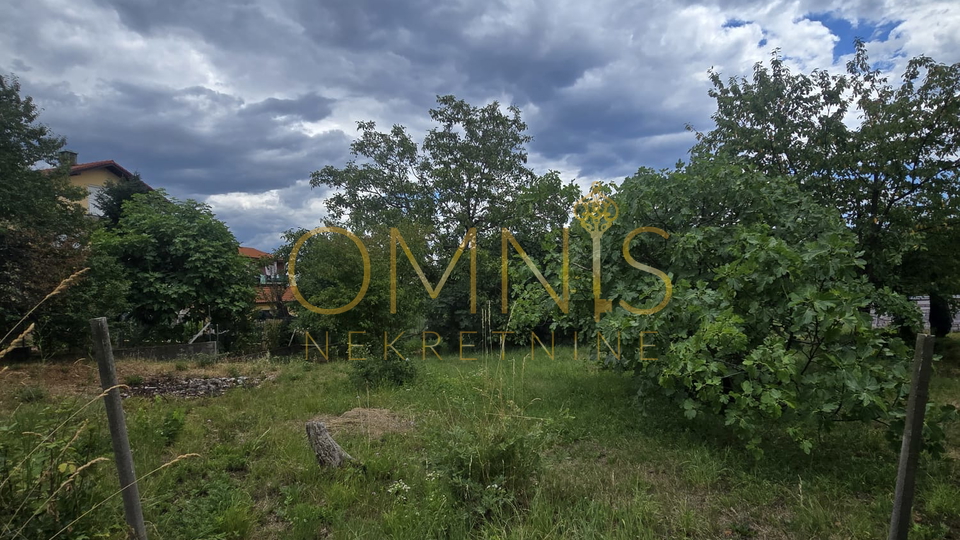 Rijeka,Marinići,građevinski teren 1671m2,prodaja!