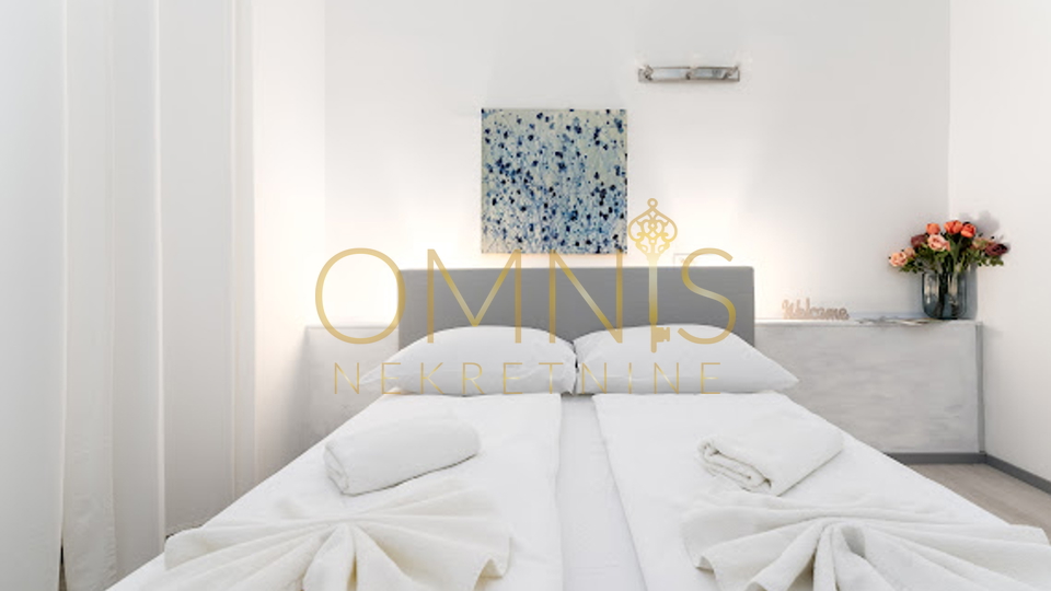 Rijeka, Centar -tri moderno uređena apartmana na Korzu, prodaja!