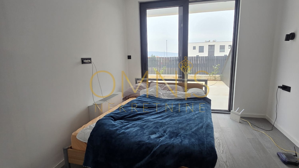 Krk,vila sa bazenom3S+DB,170m2,prodaja!