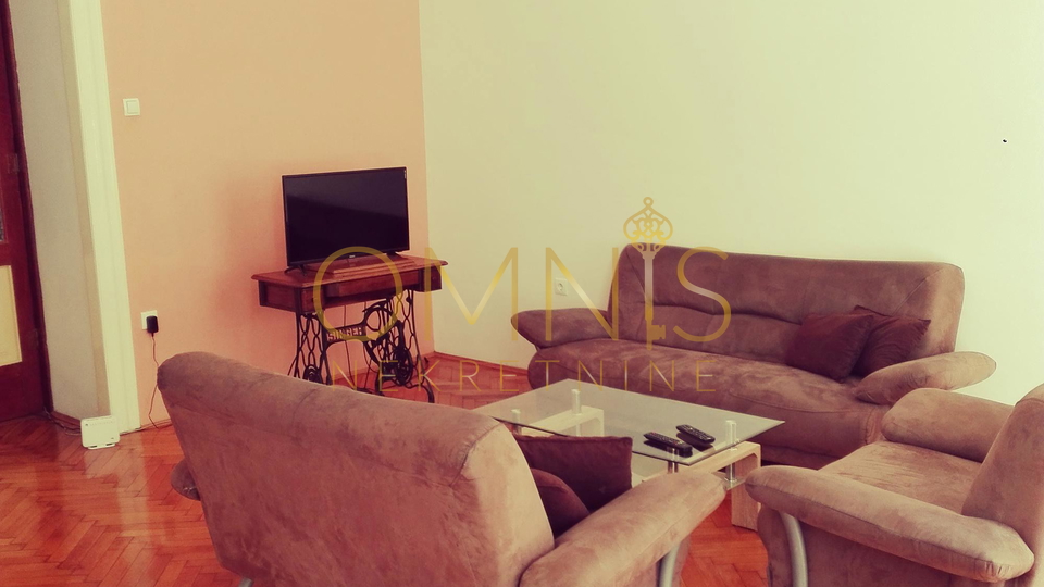 Rijeka, Centar – prostran stan 80 m², 3-sobni