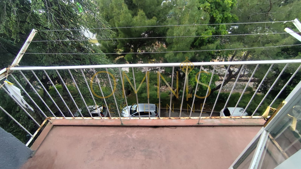 Rijeka, Donja Vežica, 3S+DB, balkon!