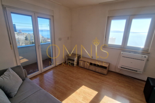 Two-bedroom apartment with a sea view – Krimeja, Rijeka