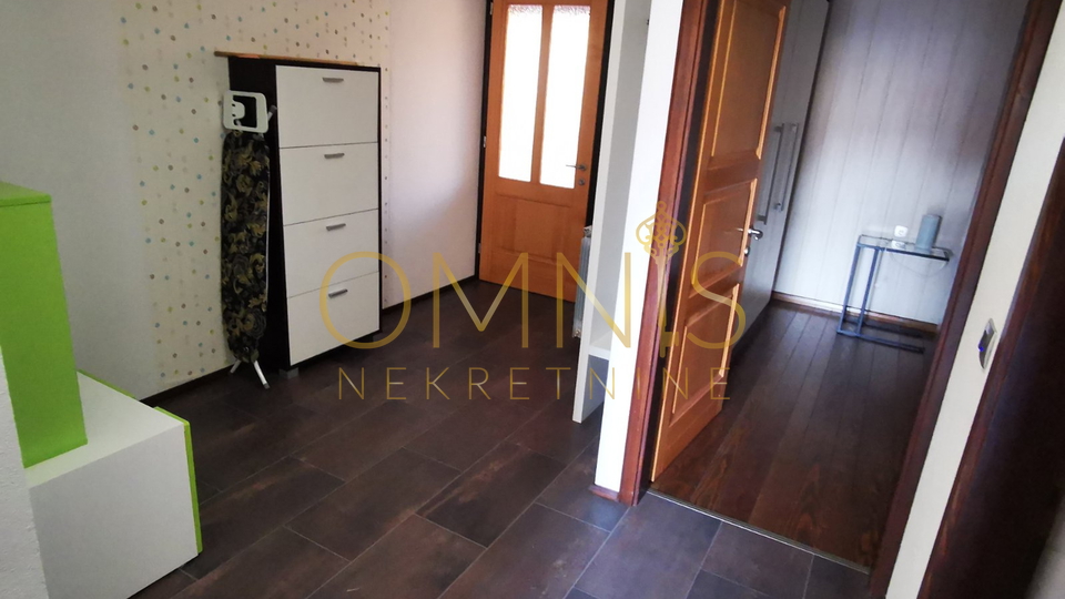 Kastav, Spinčići -1S+DB, terasa, parking, najam!