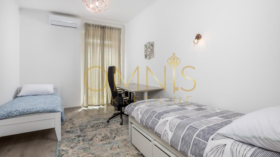 Rijeka, Centar -2S+DB, balkon, pogled na more i Trsat, najam!