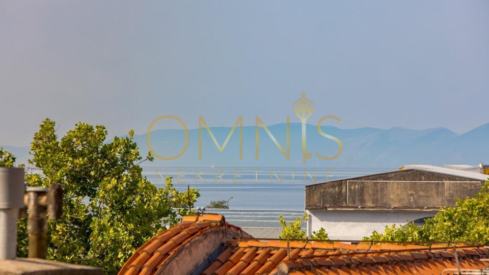 Rijeka, Centar -2S+DB, balkon, pogled na more i Trsat, najam!