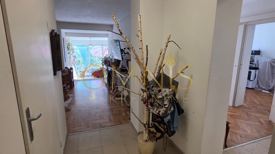 Crikvenica – 3S+ DB, 115 m², s terasom 37 m² i pogledom na more, 300 m od plaže!