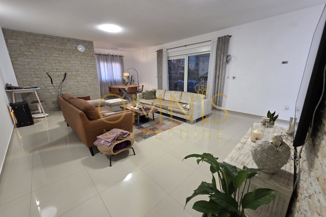 Rijeka, Zamet -prodaje se samostojeća kuća 240m2, okućnica, garaža!