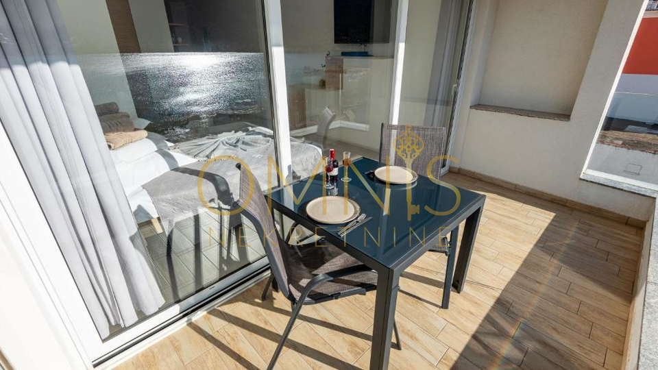 GREBAŠTICA – MINI HOTEL PRVI RED DO MORA! 534 m² S BAZENOM I RESTORANOM