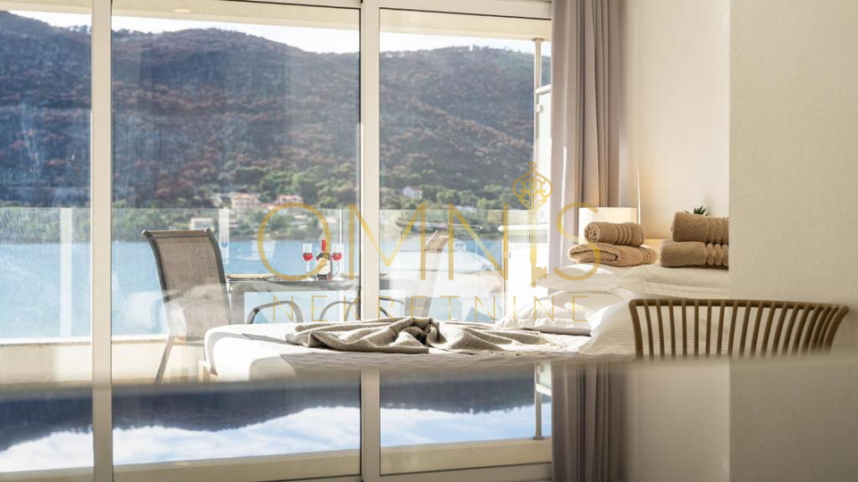 GREBAŠTICA – MINI HOTEL PRVI RED DO MORA! 534 m² S BAZENOM I RESTORANOM