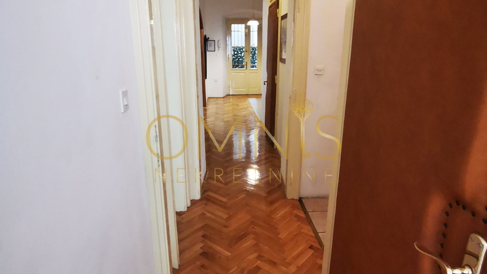 Rijeka, City Center - 2 Bedroom + Living Room, in the heart of Rijeka, for sale!