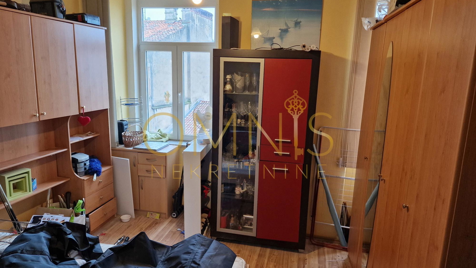 Rijeka - Centar, Dvosoban stan s dvije ostave – idealno za investiciju i apartmane