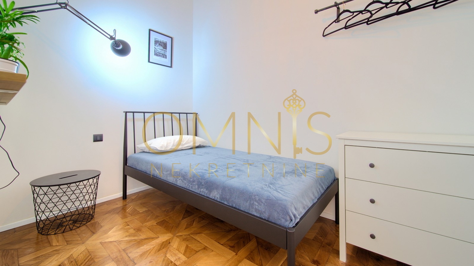 Rijeka, Centar, 2S+DB, Industrijski dizajn ,najam!
