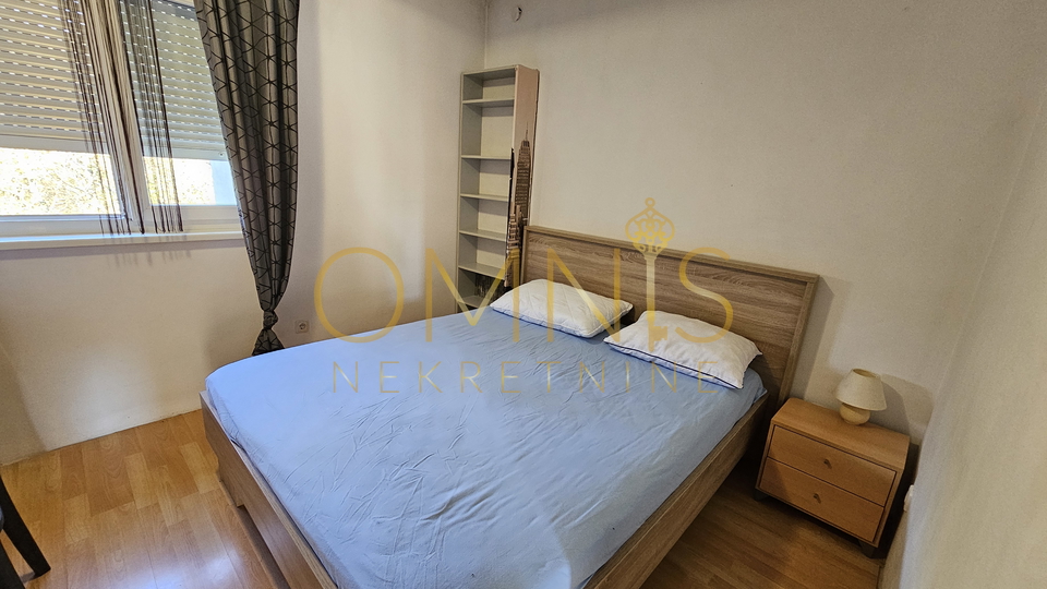 Brešca -kuća s 5 stambenih jedinica, okućnica, parking, prodaja!